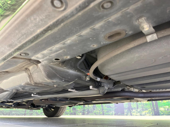 2015 Toyota Sienta DBA-NSP170G (UW-6a34b39f94e86)[8]