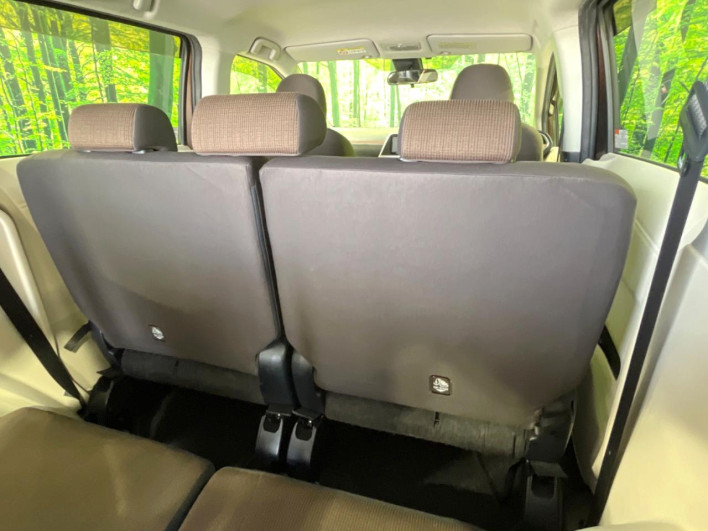 2015 Toyota Sienta DBA-NSP170G (UW-6a34b39f94e86)[20]
