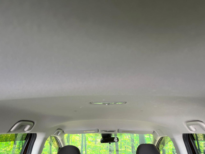 2015 Toyota Sienta DBA-NSP170G (UW-6a34b39f94e86)[12]