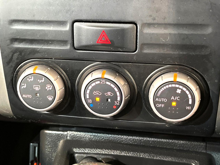 2010 Nissan X-Trail DBA-NT31 (UW-6a34b3a2622df)[12]