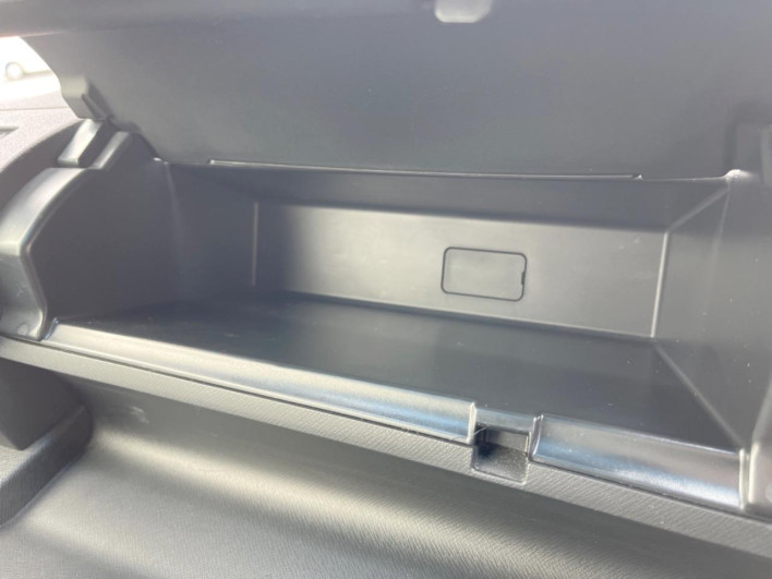 2013 Honda Stepwgn Spada DBA-RK5 (UW-6a34b3ab9afb0)[5]