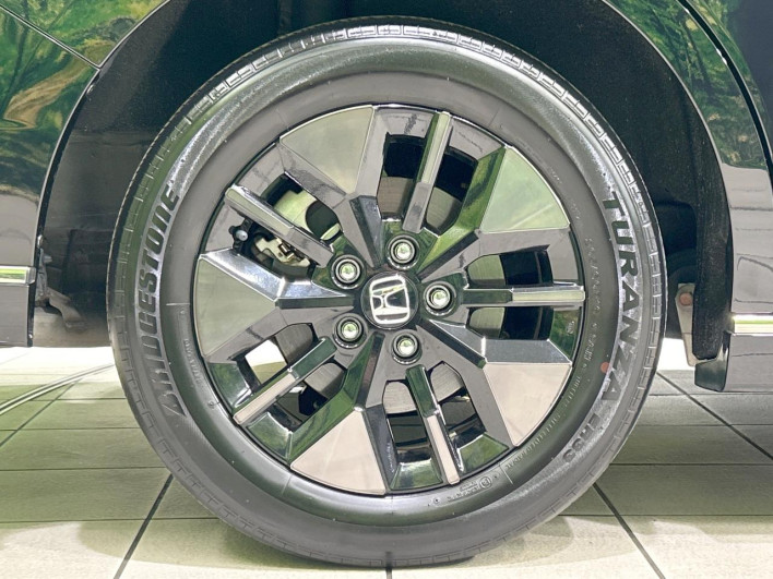 2023 Honda Step Wagon 6AA-RP8 (UW-6a34b3adb4ab1)[14]