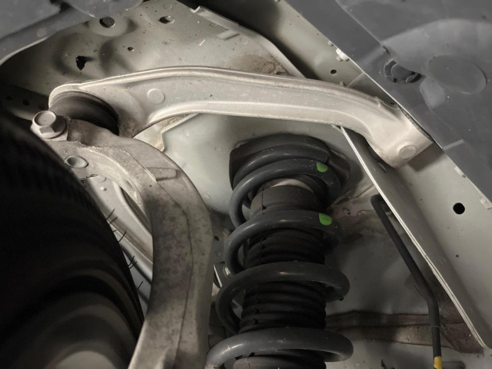 2019 Nissan Skyline 5BA-RV37 (UW-6a34b3b19dd86)[7]