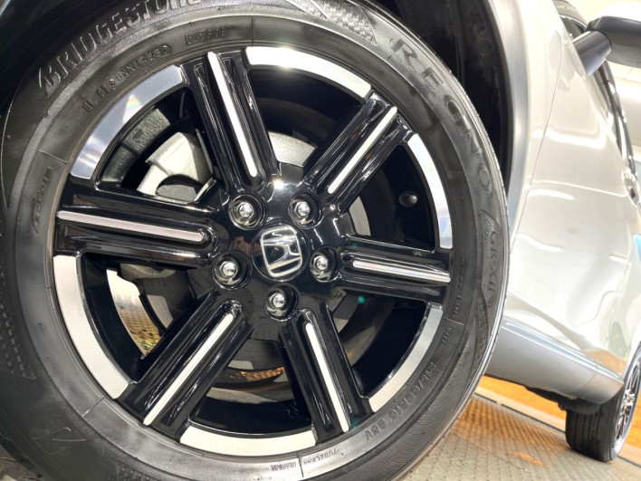 2021 Honda VEZEL 6AA-RV5 (UW-6a34b3b26f9fa)[17]