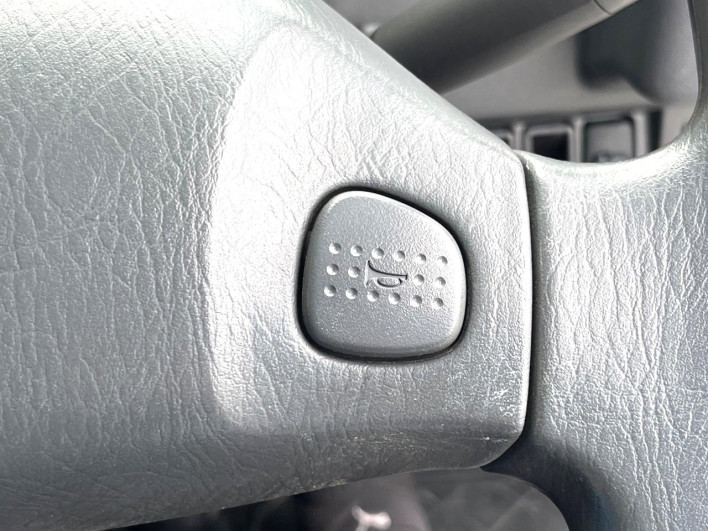 2012 Daihatsu Hiace Truck EBD-S211P (UW-6a34b3be2c694)[13]