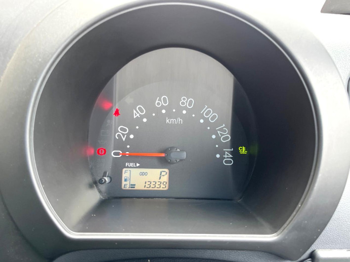 2012 Daihatsu Hiace Truck EBD-S211P (UW-6a34b3be2c694)[16]