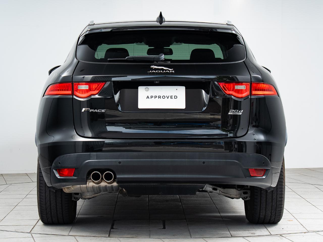 2017 Jaguar F Pace LDA-DC2NA