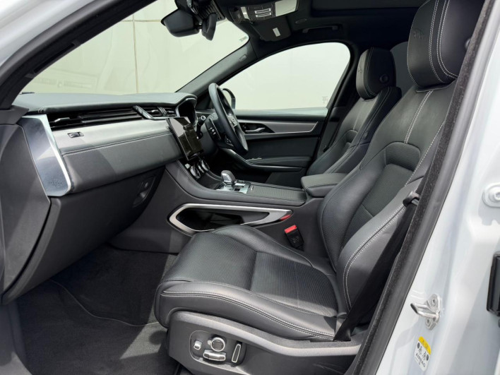 2022 Jaguar F Pace 3BA-DC2XC (UW-6a34b3c1ba5bd)[24]