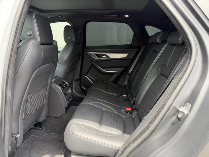 2022 Jaguar F Pace 3BA-DC2XC (UW-6a34b3c1ba5bd)[29]