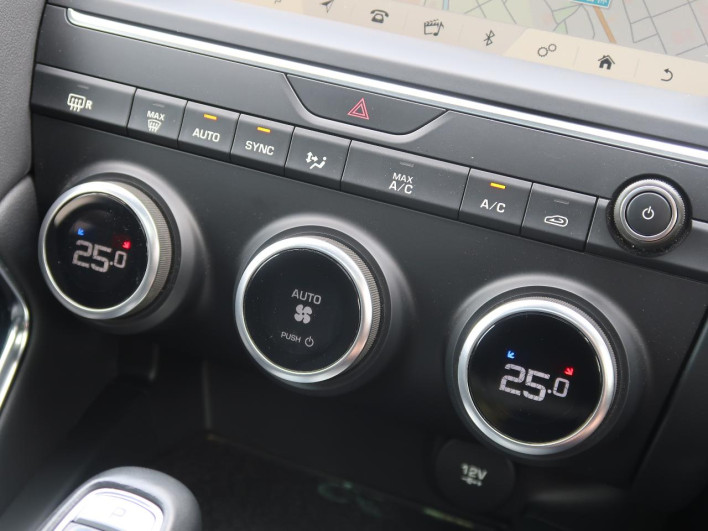 2019 Jaguar E Pace LDA-DF2NA (UW-6a34b3c21ff94)[13]