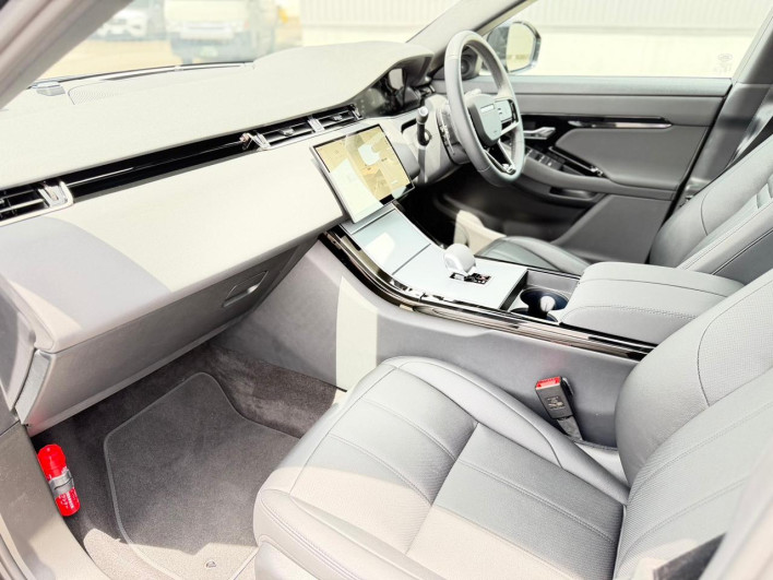 2024 Land Rover Range Rover Evoque 3CA-LZ2NB (UW-6a34b3c5e11ec)[14]