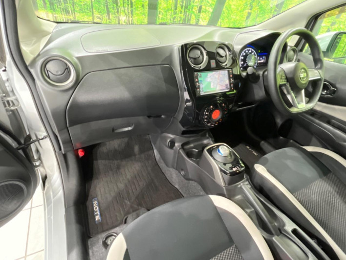 2019 Nissan Note DAA-SNE12 (UW-6a34b3cc282fc)[29]