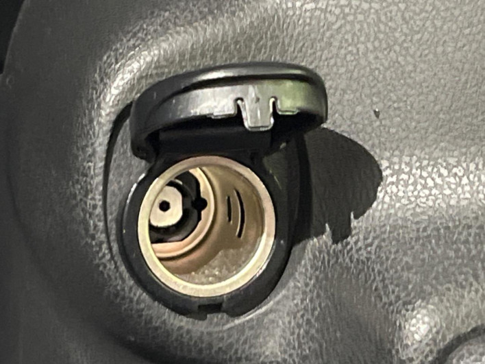 2019 Nissan Note DAA-SNE12 (UW-6a34b3cc282fc)[15]