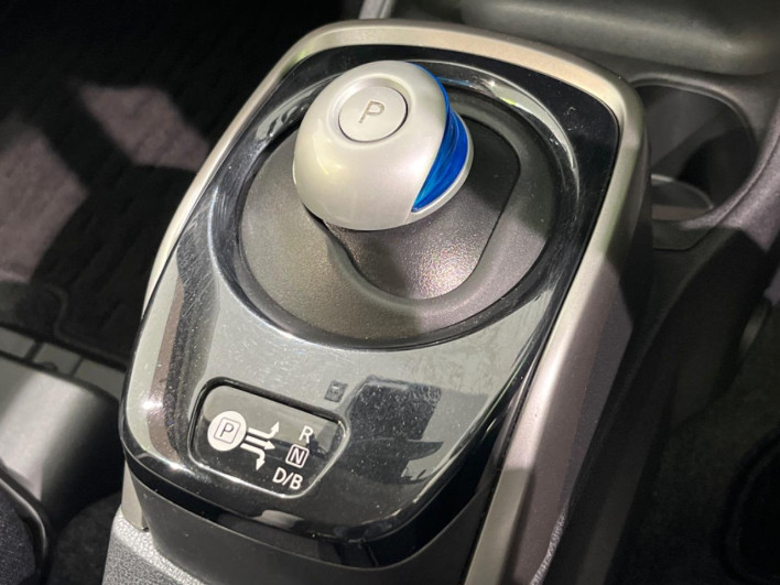 2019 Nissan Note DAA-SNE12 (UW-6a34b3cc282fc)[12]