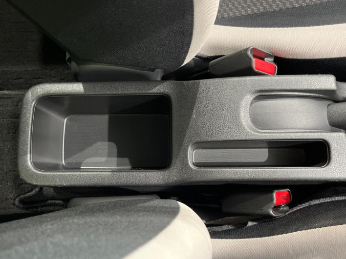2019 Nissan Note DAA-SNE12 (UW-6a34b3cc282fc)[17]