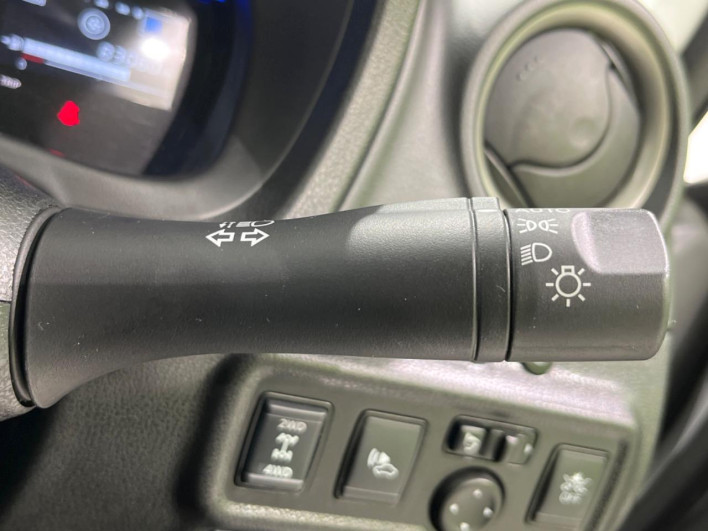 2019 Nissan Note DAA-SNE12 (UW-6a34b3cc282fc)[11]