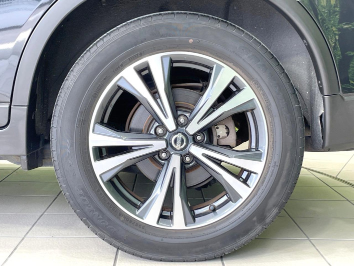 2017 Nissan X-Trail DBA-T32 (UW-6a34b3ce7725c)[12]