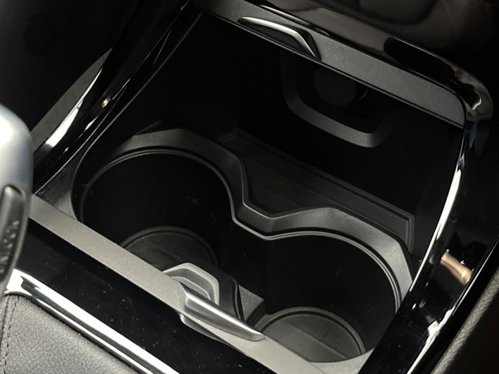 2021 BMW X1 3DA-AD20 (UW-6a34b3eabfd3a)[14]