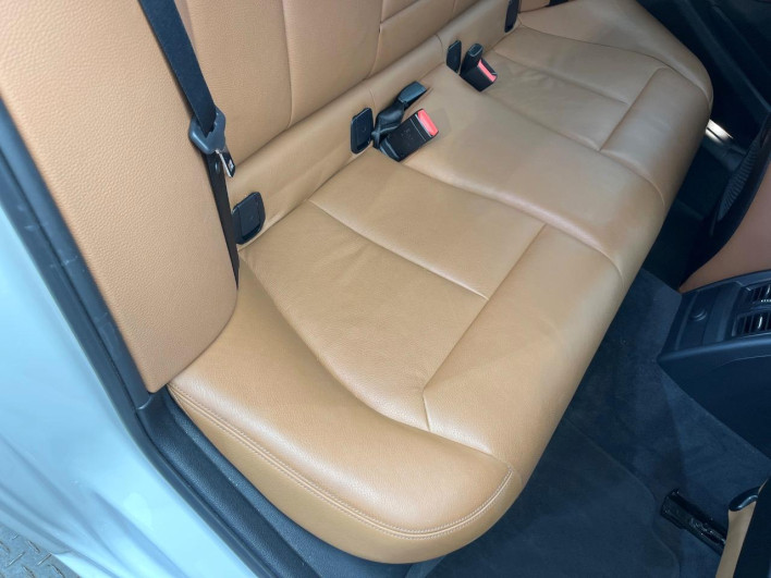 2017 BMW 3 Series LDA-8C20 (UW-6a34b3ec87e63)[25]