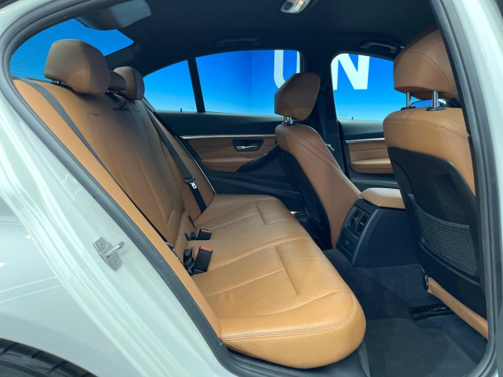 2017 BMW 3 Series LDA-8C20 (UW-6a34b3ec87e63)[24]
