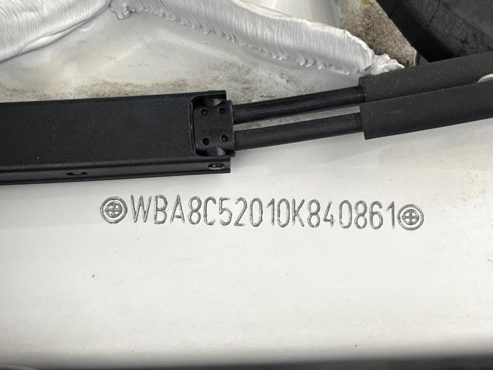 2017 BMW 3 Series LDA-8C20 (UW-6a34b3ec87e63)[1]