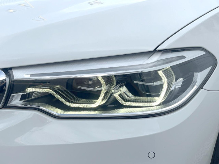 2017 BMW 5 Series DBA-JL20 (UW-6a34b3ed21ee4)[5]