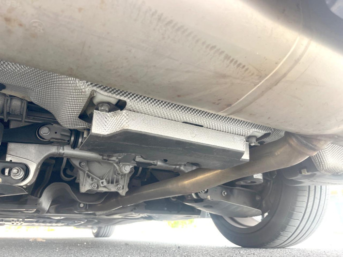 2017 BMW 5 Series DBA-JL20 (UW-6a34b3ed21ee4)[13]