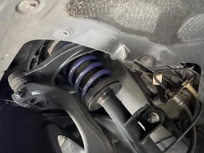 2017 BMW 5 Series DBA-JL20 (UW-6a34b3ed5f6ed)[9]