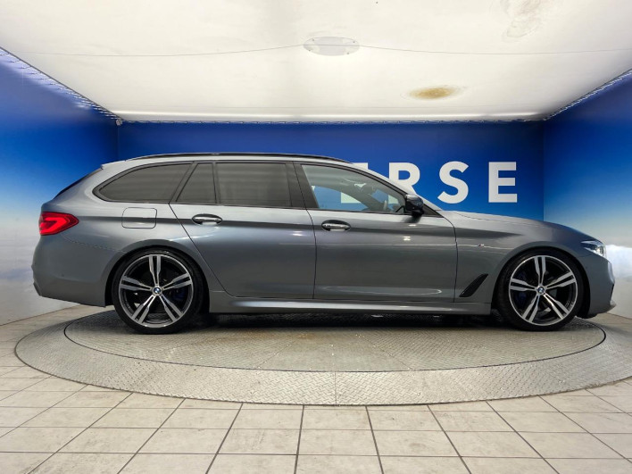2017 BMW 5 Series DBA-JL20 (UW-6a34b3ed5f6ed)[23]