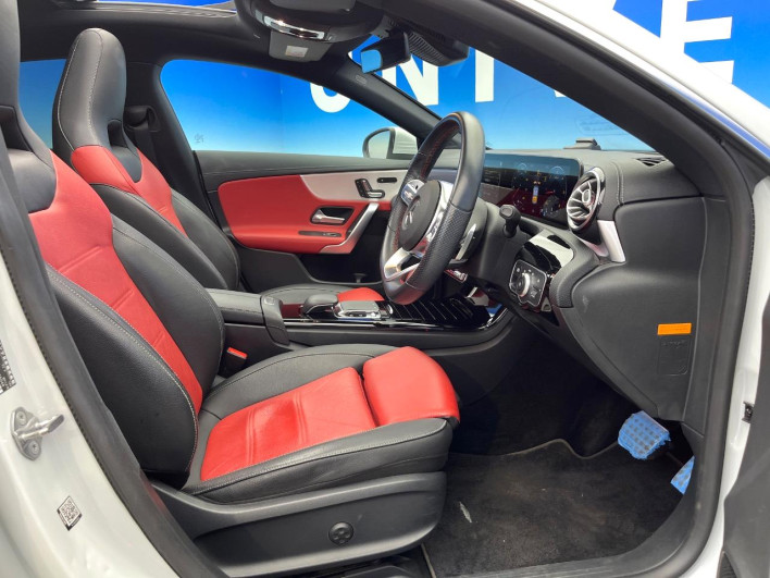 2019 Mercedes Benz CLA Class Shooting Brake 3DA-118612M (UW-6a34b3eff3e2b)[25]