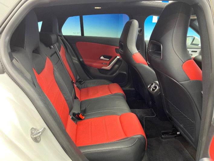 2019 Mercedes Benz CLA Class Shooting Brake 3DA-118612M (UW-6a34b3eff3e2b)[22]