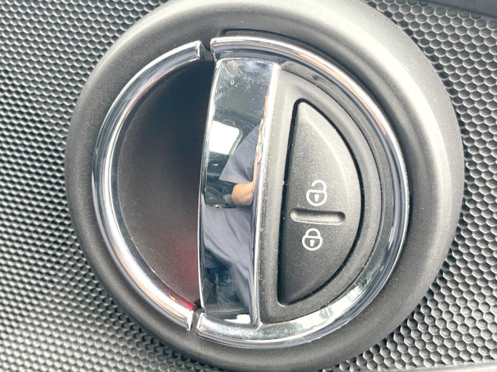 2021 Rover Mini 3DA-BB20M (UW-6a34b3f21fbf8)[27]