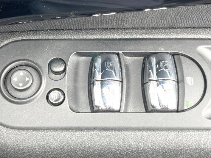 2021 Rover Mini 3DA-BB20M (UW-6a34b3f21fbf8)[26]