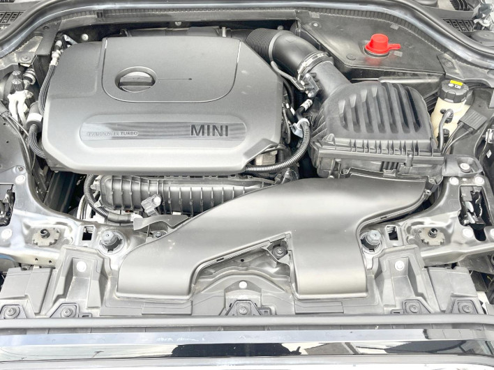 2022 Rover Mini 3BA-XR15MW (UW-6a34b3f2664c0)[26]