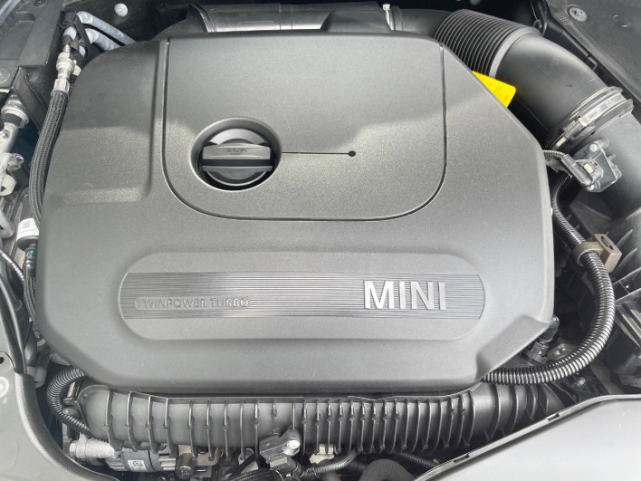 2018 Rover Mini CBA-XRJCWM (UW-6a34b3f57aa30)[5]