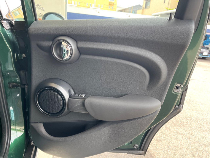 2018 Rover Mini LDA-XT15M (UW-6a34b3f5a1a53)[27]