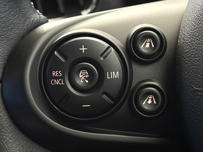 2017 Rover Mini LDA-YT20 (UW-6a34b3f66a43f)[7]