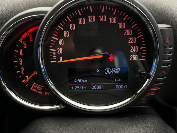 2017 Rover Mini LDA-YT20 (UW-6a34b3f66a43f)[9]