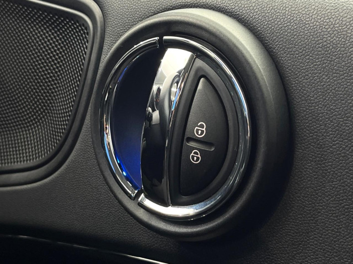 2017 Rover Mini LDA-YT20 (UW-6a34b3f66a43f)[5]