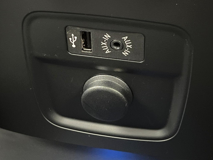 2017 Rover Mini LDA-YT20 (UW-6a34b3f66a43f)[15]