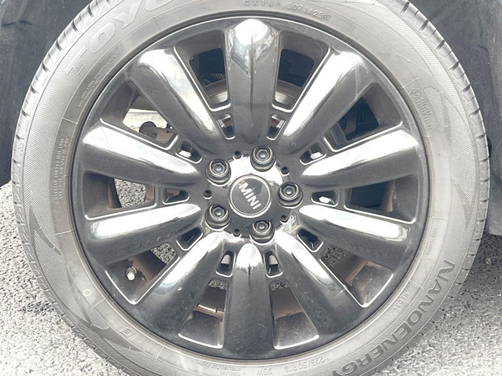 2017 Rover Mini LDA-YT20 (UW-6a34b3f7af0aa)[15]