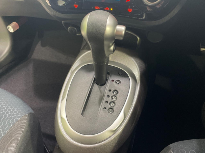 2017 Nissan JUKE DBA-YF15 (UW-6a34b3fbcc9fd)[14]