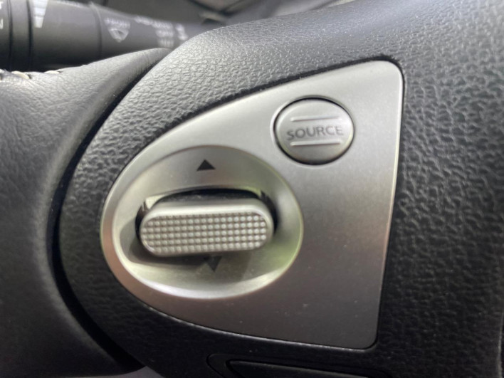2017 Nissan JUKE DBA-YF15 (UW-6a34b3fbcc9fd)[6]