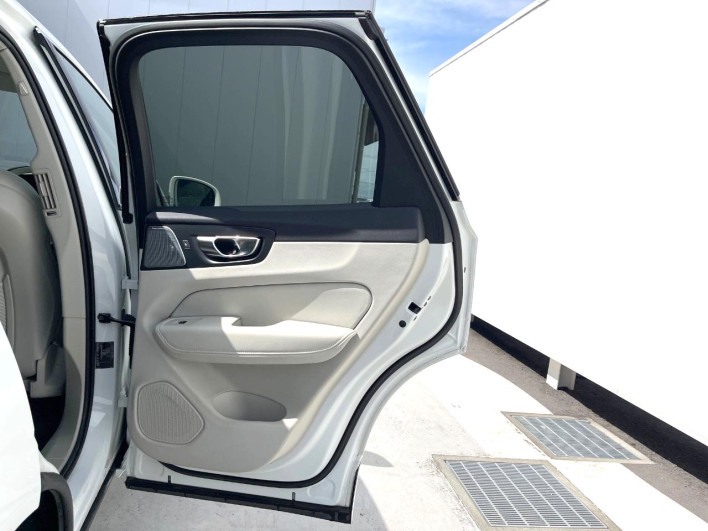 2022 Volvo XC60 5LA-UB420XCP2A (UW-6a34b3fe67836)[12]