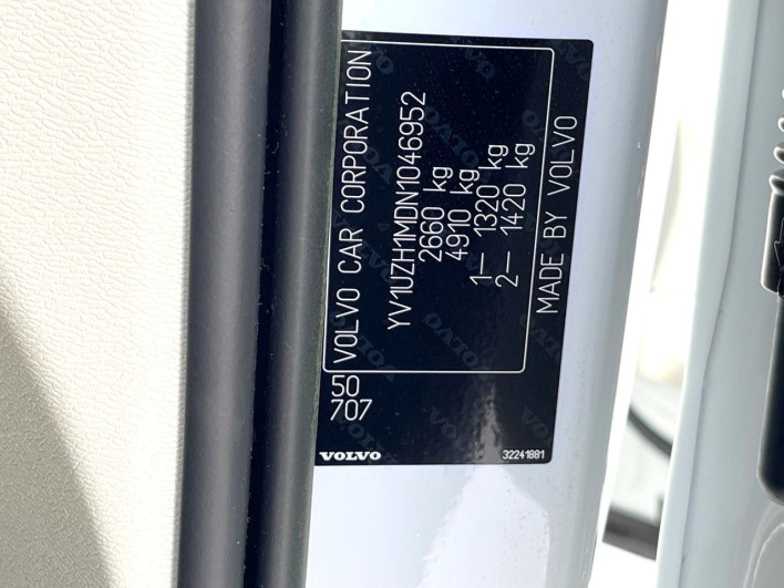 2022 Volvo XC60 5LA-UB420XCP2A (UW-6a34b3fe67836)[1]