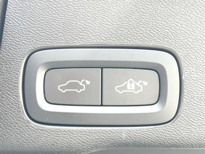 2022 Volvo XC60 5LA-UB420XCP2A (UW-6a34b3fe67836)[16]