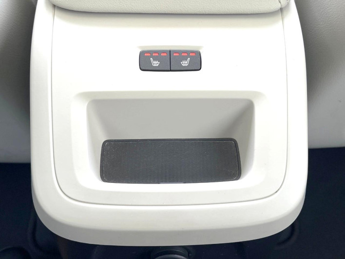 2022 Volvo XC60 5LA-UB420XCP2A (UW-6a34b3fe67836)[20]