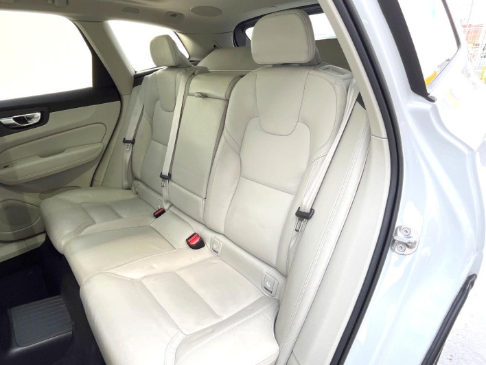 2022 Volvo XC60 5LA-UB420XCP2A (UW-6a34b3fe67836)[19]