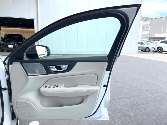 2023 Volvo V60 5LA-ZB420P2 (UW-6a34b400da4b3)[5]