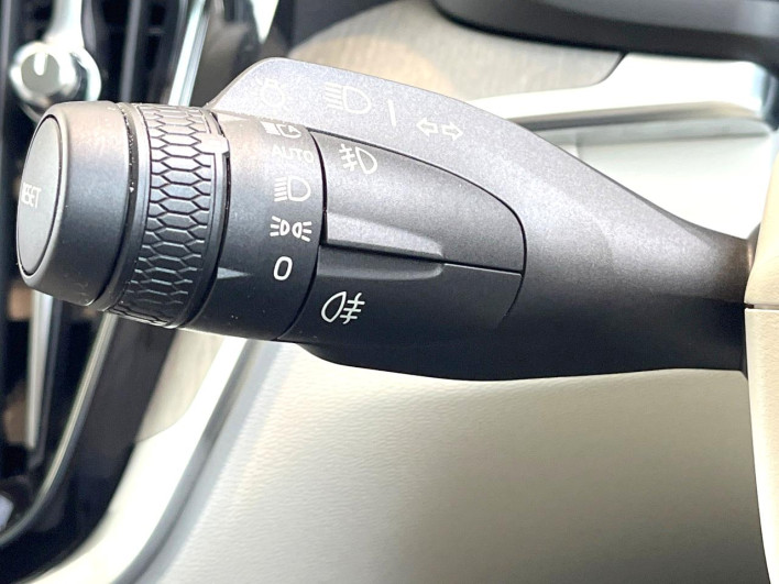 2023 Volvo V60 5LA-ZB420P2 (UW-6a34b400da4b3)[27]